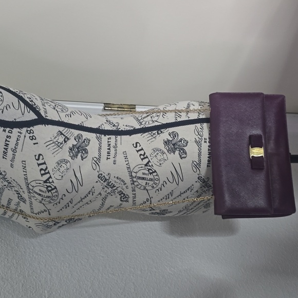 Salvatore Ferragamo Handbags - Salvatore Ferregamo Vera Bow Purple Leather Chain Crossbody (VERY GOOD)(COA)💜✨️